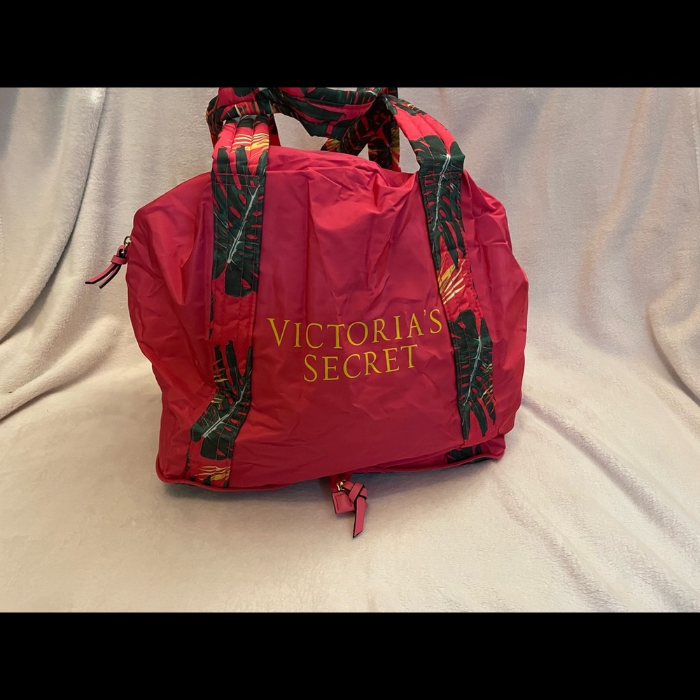 Victoria’s Secret Hawaiian print small weekender